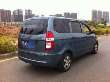 【廈門市二手五菱宏光】二手S 1.2L 舒適版報(bào)價(jià)4.90萬(wàn)_愛(ài)卡汽車